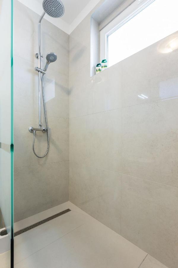 Petra Modern Apartment With Free Parking And Bbq Zadar Exteriér fotografie