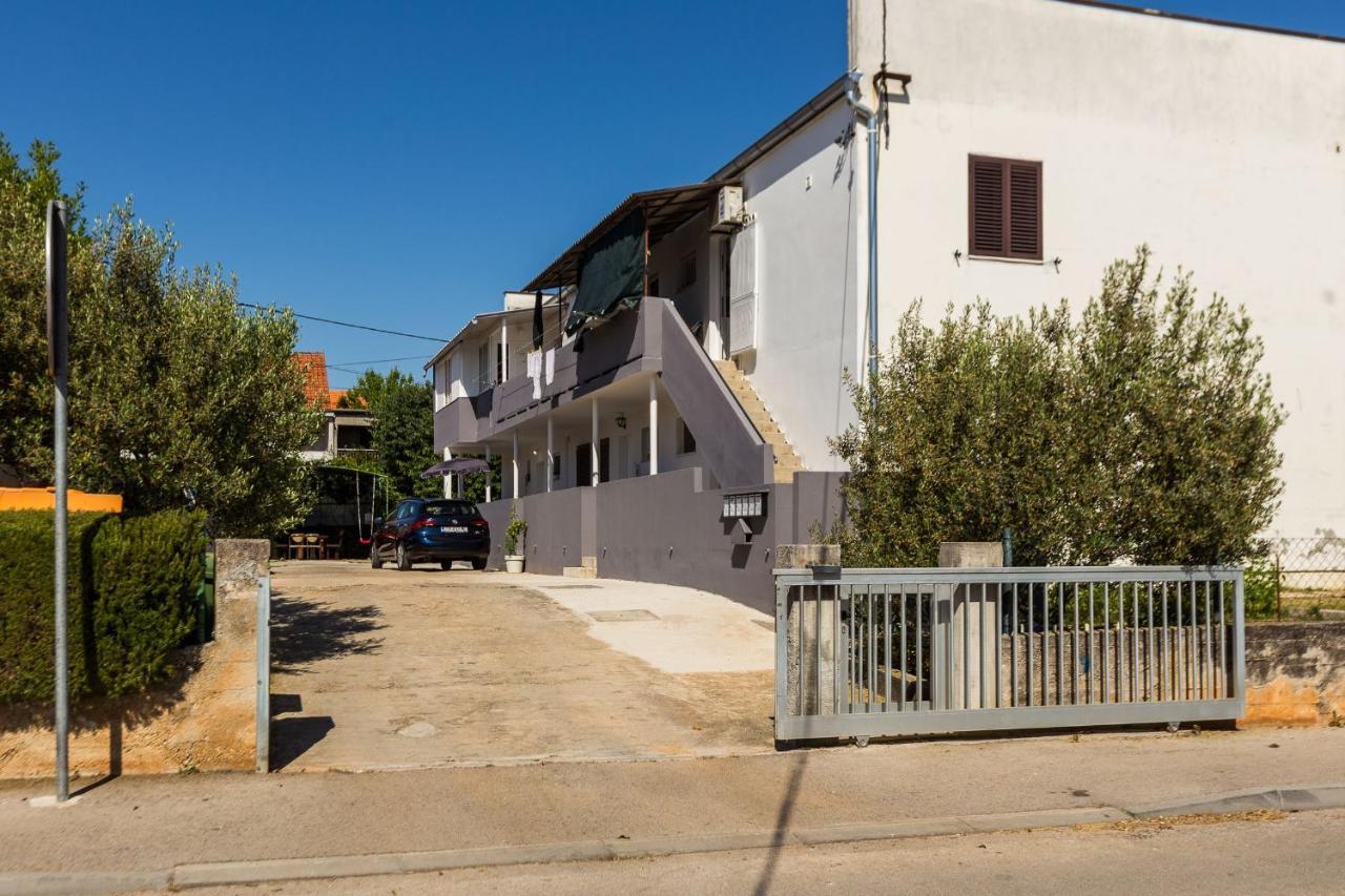 Petra Modern Apartment With Free Parking And Bbq Zadar Exteriér fotografie